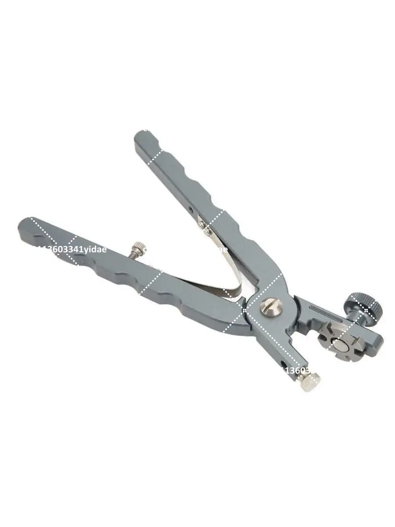 Horlogereparatiegereedschap Mu - Multi Tool Plier recensie en prijs